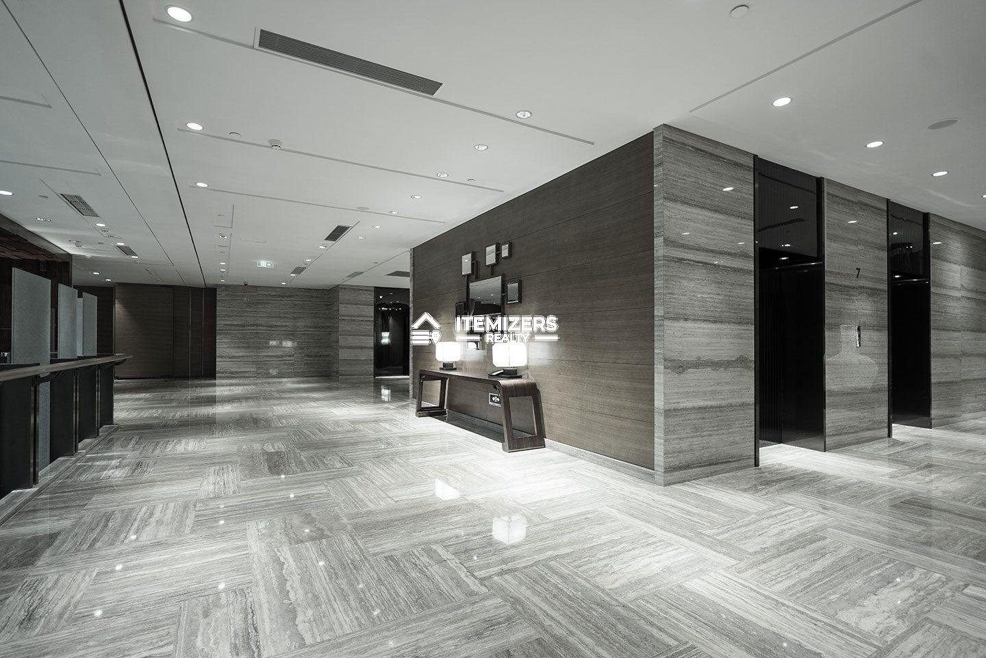 201 Retail space